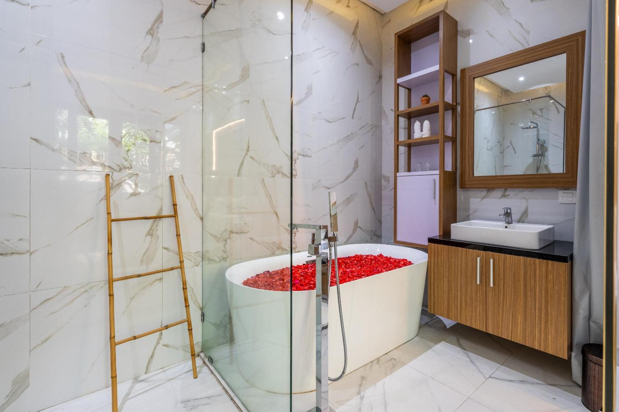 Villa Sun Lila By Jb Villas Seminyak Eksteriør billede